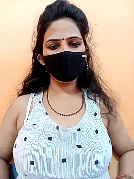 Snapshot of Shagun-Mishra chatting on October 2025 05:05:01 AM Shagun-Mishra online show from October 2025 05:05:01 AM