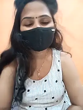 Snapshot of Shagun-Mishra chatting on October 2025 08:27:02 PM Shagun-Mishra online show from October 2025 08:27:02 PM