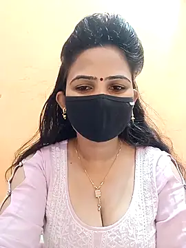 Snapshot of Shagun-Mishra chatting on October 2025 06:31:01 PM Shagun-Mishra online show from October 2025 06:31:01 PM