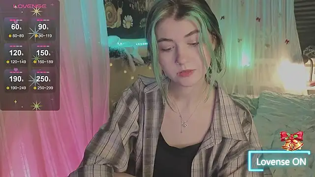 Miko Meow online show from February 2026 04:05:02 PM