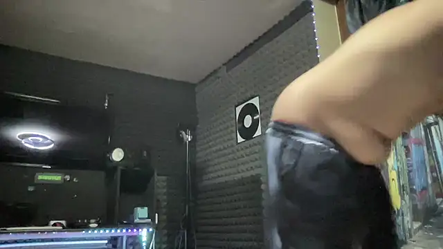 kashume- online show from April 2026 11:03:02 PM