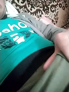 Snapshot of Mumuska chatting on November 2025 01:32:01 PM Mumuska online show from November 2025 01:32:01 PM