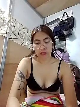 Snapshot of Deliciousgirl14 chatting on October 2025 07:13:01 PM Deliciousgirl14 online show from October 2025 07:13:01 PM