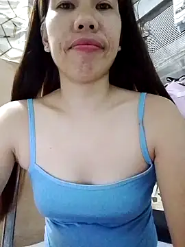 Snapshot of Deliciousgirl14 chatting on November 2025 05:01:02 PM Deliciousgirl14 online show from November 2025 05:01:02 PM