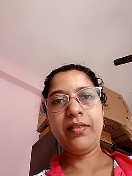 Snapshot of thanusi_2 chatting on September 2025 07:02:02 AM thanusi 2 online show from September 2025 07:02:02 AM