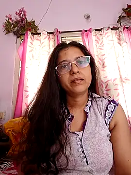 Snapshot of thanusi_2 chatting on October 2025 07:48:01 AM thanusi 2 online show from October 2025 07:48:01 AM