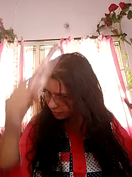 Snapshot of thanusi_2 chatting on October 2025 06:00:01 AM thanusi 2 online show from October 2025 06:00:01 AM