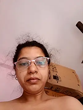 Snapshot of thanusi_2 chatting on October 2025 02:28:01 AM thanusi 2 online show from October 2025 02:28:01 AM