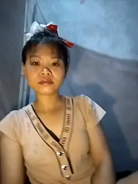 LinhNa999 online show from September 2025 01:38:02 AM