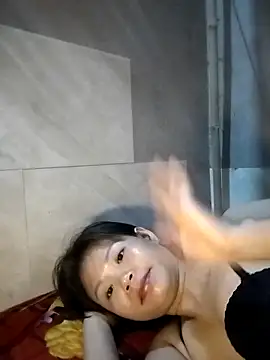 LinhNa999 online show from September 2025 07:01:02 AM