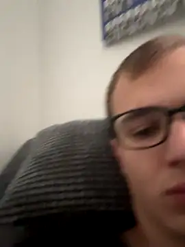 Snapshot of Levin_geil chatting on October 2025 11:41:02 AM Levin geil online show from October 2025 11:41:02 AM