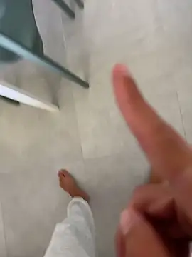 Manu97k online show from March 2026 02:57:02 PM