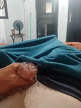 rosado23 online show from February 2026 01:42:01 AM