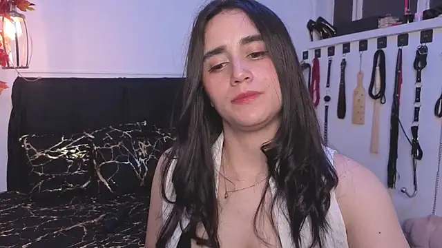 elowen halley1 online show from November 2025 06:50:02 PM