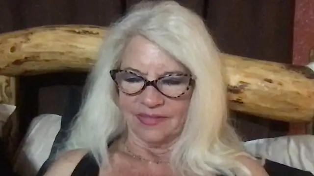 SubMissOlivia online show from January 2026 01:54:02 AM