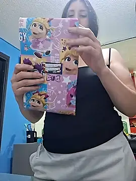 vaneza1999 online show from December 2025 09:55:01 PM