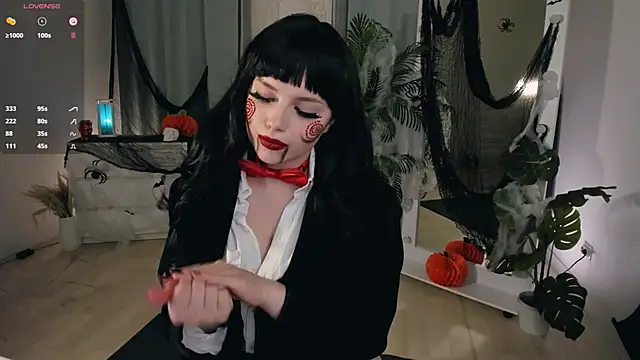 Snapshot of GabiMeshuggah chatting on October 2025 08:42:01 PM GabiMeshuggah online show from October 2025 08:42:01 PM