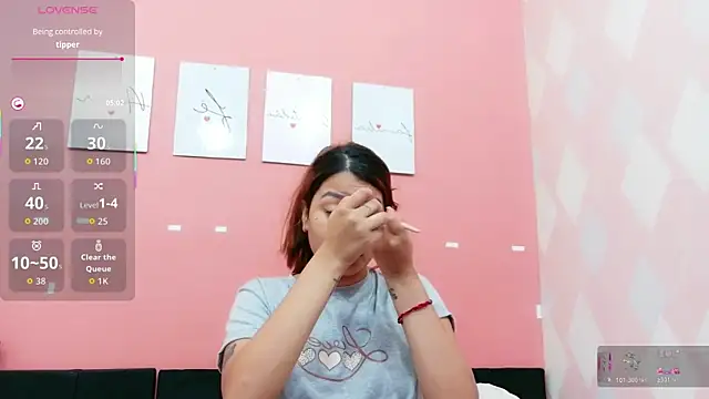 Snapshot of little_beillis chatting on October 2025 01:11:01 PM little beillis online show from October 2025 01:11:01 PM