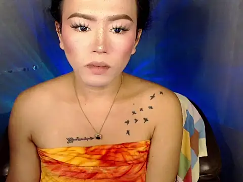 Snapshot of hugecock_jane chatting on December 2025 03:27:02 PM hugecock jane online show from December 2025 03:27:02 PM