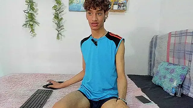 Peterfrost19 online show from November 2025 03:27:02 AM