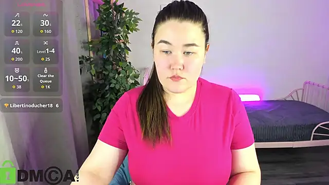 Tara Torres online show from December 2025 09:03:01 AM