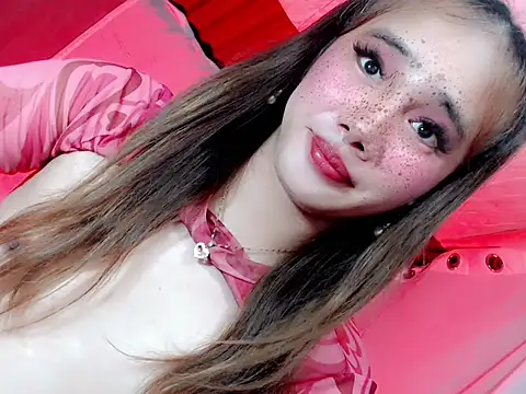 Snapshot of Sugarfucker20 chatting on October 2025 06:05:02 PM Sugarfucker20 online show from October 2025 06:05:02 PM