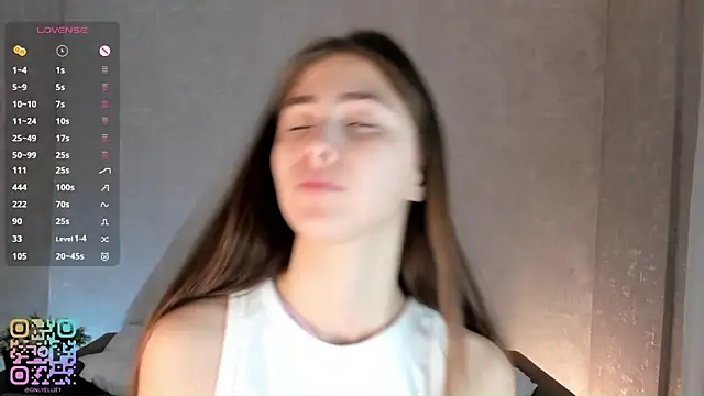 LynetteDanley online show from October 2025 01:23:01 PM