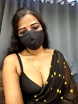 Misss-julli online show from September 2025 05:43:02 AM