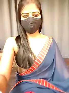 Snapshot of Misss-julli chatting on December 2025 11:23:02 PM Misss-julli online show from December 2025 11:23:02 PM