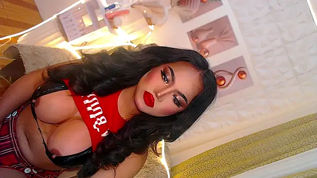 Lilly-lou online show from April 2026 07:09:02 PM