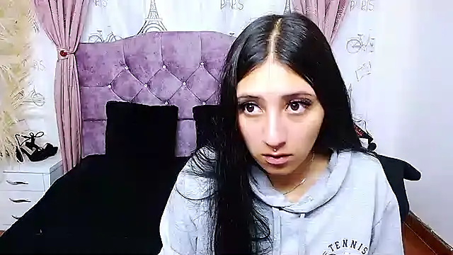 Snapshot of Wendy-13 chatting on November 2025 11:11:01 AM Wendy-13 online show from November 2025 11:11:01 AM