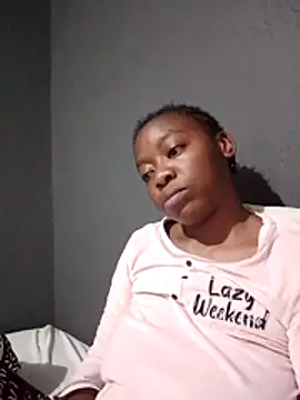 sexyhotchic93 online show from October 2025 10:11:01 PM