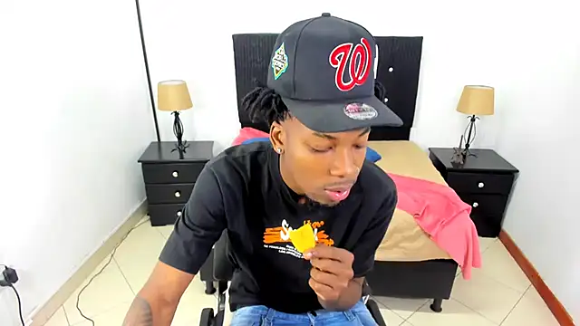 maikol monstercock online show from September 2025 03:55:02 AM