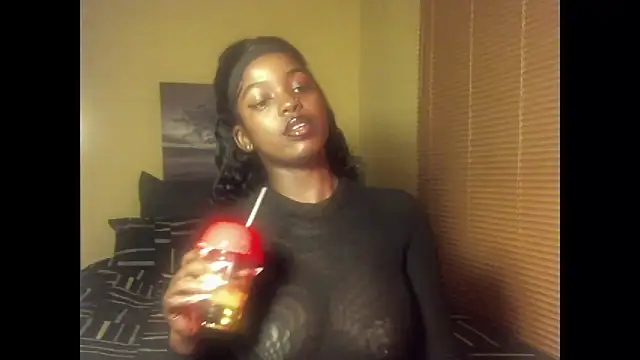 Snapshot of NawtyLisa chatting on October 2025 10:43:02 PM NawtyLisa online show from October 2025 10:43:02 PM