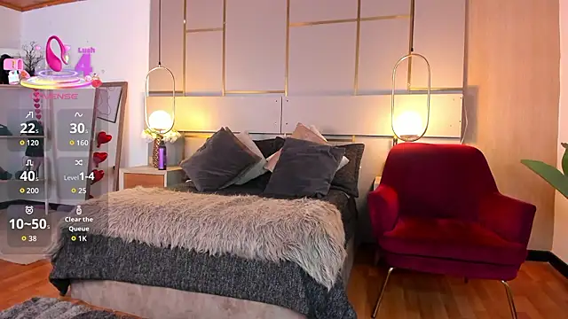 Snapshot of Lina_Montclair chatting on February 2026 07:32:02 PM Lina Montclair online show from February 2026 07:32:02 PM