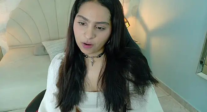 Snapshot of AIXATRISTA1 chatting on February 2026 07:33:02 PM AIXATRISTA1 online show from February 2026 07:33:02 PM