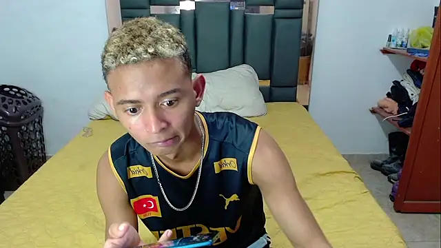 Snapshot of Raam_Star chatting on March 2026 06:19:02 AM Raam Star online show from March 2026 06:19:02 AM