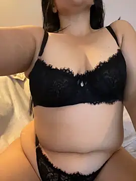 Snapshot of CelineLuxe chatting on September 2025 08:56:02 PM CelineLuxe online show from September 2025 08:56:02 PM