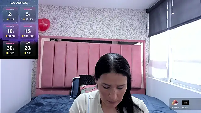 Snapshot of Barbara_fox__ chatting on October 2025 12:08:02 PM Barbara fox online show from October 2025 12:08:02 PM