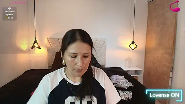 Barbara fox   online show from June 2026 12:08:01 PM