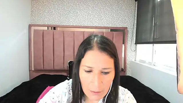 Barbara fox   online show from June 2026 11:51:02 AM