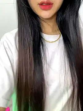 Snapshot of Sexlove_bb chatting on November 2025 06:43:01 PM Sexlove bb online show from November 2025 06:43:01 PM