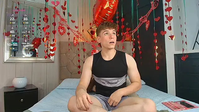 Snapshot of TaylerWhite chatting on September 2025 12:42:02 PM TaylerWhite online show from September 2025 12:42:02 PM