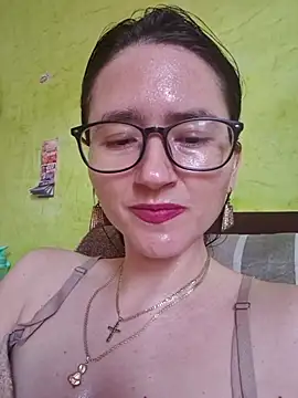 Snapshot of Linda_Hot13 chatting on October 2025 03:12:01 PM Linda Hot13 online show from October 2025 03:12:01 PM