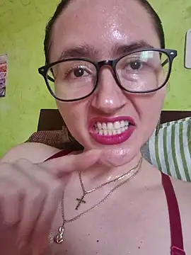 Snapshot of Linda_Hot13 chatting on October 2025 03:07:01 PM Linda Hot13 online show from October 2025 03:07:01 PM