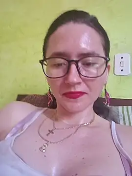 Snapshot of Linda_Hot13 chatting on October 2025 01:58:01 PM Linda Hot13 online show from October 2025 01:58:01 PM