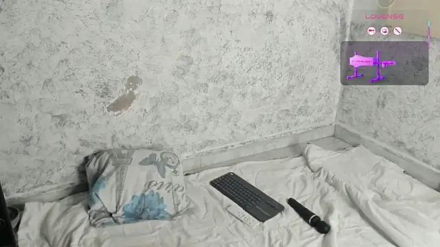 marly charm  online show from September 2025 02:37:01 AM