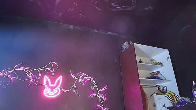 noahxtar online show from December 2025 11:10:02 PM