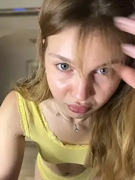 Emaline Fane online show from June 2026 06:54:02 PM