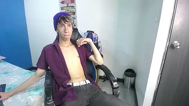 CupcakeeBoy online show from October 2025 01:11:01 PM